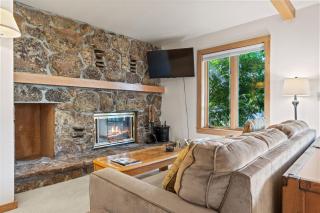 RMR: Rendezvous A1 Condo in Teton Village - 8