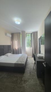 Hotel Garden - 6