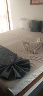 Cozy One bedroom with pool - 4