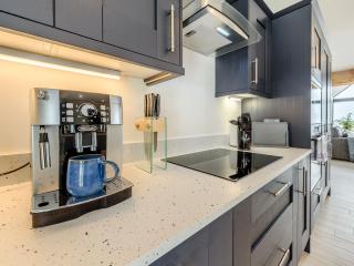 Apple Blossom Cottage - 3