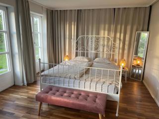 The Garden Studio - 3