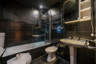 Cozy 2BR in Bairro Alto – Central Lisbon | By Airnest - 9