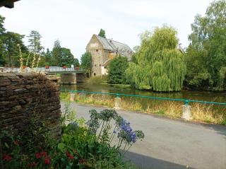vue sur canal malestroit studio - 7
