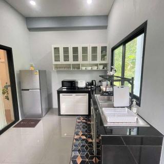 Natnicha Pool Villa Hatyai - 6