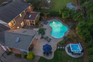 The Raleigh Resort House - 4