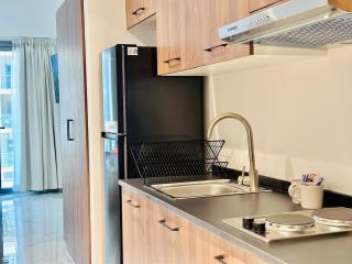 Smart City Escape Modern Studio in Oasis Tower 1 - 1