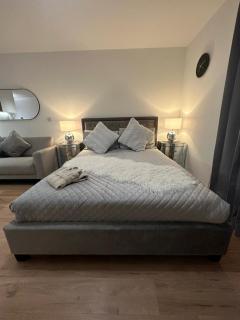 London Colindale Suite - 4