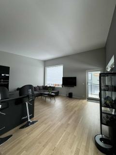 Modern townhouse in Lofoten - 9