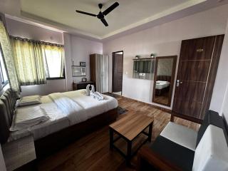 Hare Rama Guest House - 2