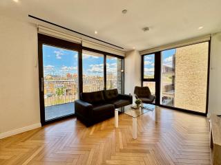 Elegant 2BR Apartment near Chelsea - 7