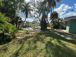 Mahi - New Renovation On Gulf Access Canal 1.3 Mile 2 Beach - 9