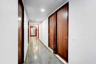 Hotel O Crystal Inn - 7