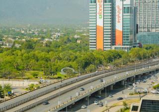 Luxury Apartments Opposite Centaurus Mall Elysium Tower City View Balcony 1 and 2 bedroom - 1