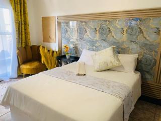 Vardos Lifestyle Guest House - 3