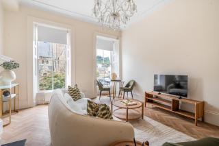 Charming Period Apartment Steps from Bath Abbey - 4