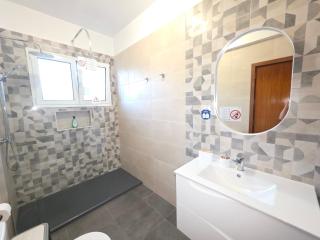 RODRIGUES ViLLA - 1