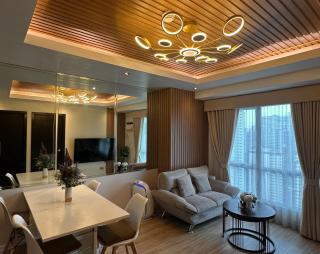 Amazing Sunrise View 2 Bed Room, QLED 65-Inch Samsung TV, Disney & Max, Max 5 Adult and 2 kids - 8