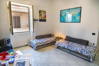 Ziettas Pop House - 1