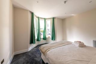 Chandos Gardens by Prescott Apartments - 1