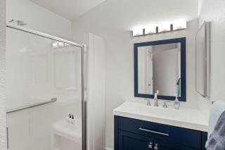 Crescent Moon Ranch and River Access for Family - 3