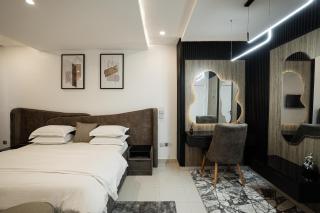 Luxury 2bed With Modern Design Lekki phase 1 - 5