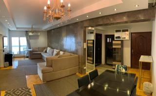 Luxury Nile View - High Floor - Maadi Spacious 3BR - 0