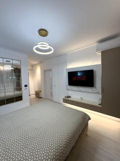 Elite Glow Studio - 8