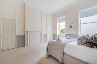 Modern Comfort in a Classic Bath Setting - 1