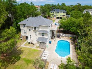 4min to Beach w Pool GameRoom & Fall '25 Hot Tub - 0