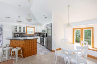 4min to Beach w Pool GameRoom & Fall '25 Hot Tub - 1