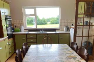 5 Bed House Sleeps 10 - 40 Minutes from Dublin - 9