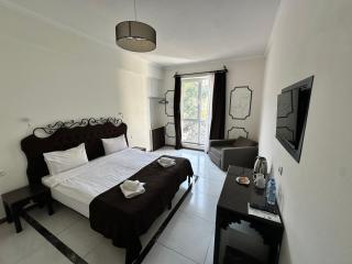 The one family boutique - Tbilisi - 9