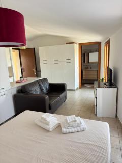 Duomo in 5 fermate M3 - Fronte Fondazione Prada - 7