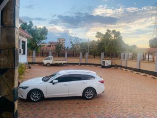 Doreen Executive Inn - 3