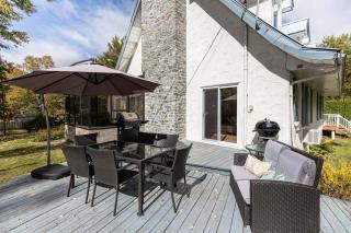 Modern & Charming Canadian house Spa, Sauna, Gym - 4