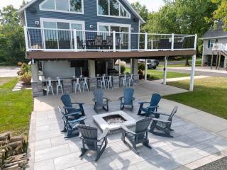 Instaworthy Rock River Cabin - 6