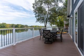 Instaworthy Rock River Cabin - 1