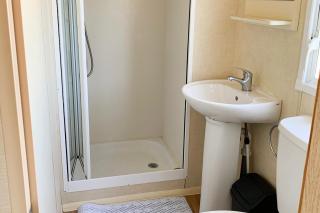 3 Bed Caravan-Sleeps 6-Pet Friendly-Near the Beach - 7