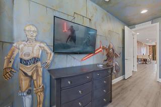 EC488 - The Family Reunion - BIL - 7