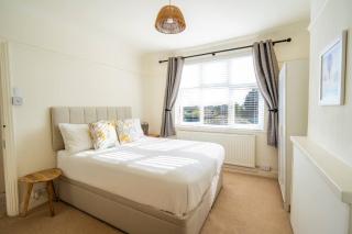 Peaceful Broadstairs Flat near Beach & Town with Parking - 9