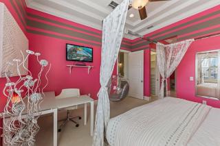 W486 - The Dream Getaway - 7