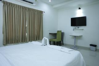 Hotel Royal Elite Stay - 4