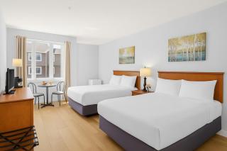 Chic Mountain Hideout in Canmore DT Near Banff! - 0