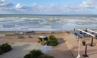 SEA FRONT Newly designed apartment, - 0