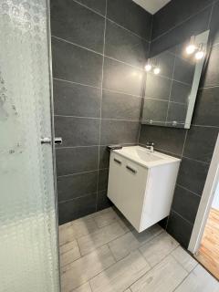 SEA FRONT Newly designed apartment, - 9