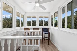 Good Times and Tan Lines - 6