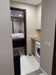 LA Getaway - DHA Phase 5 Penta Square - 5