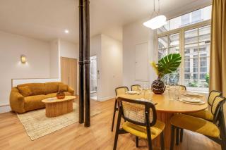 BEAUFITUL APMT - AC -2BR-6P- NOTRE DAME - 2
