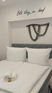 LUXOMES - Modern Design Apartments - Ingolstadt Central - 1