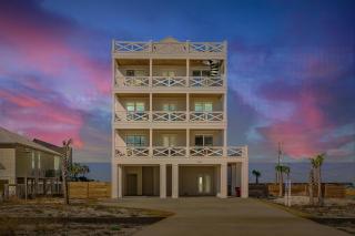 Sky High by Gulf Coast Getaways - 7